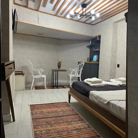 Mansion Valeria Pensión 5*