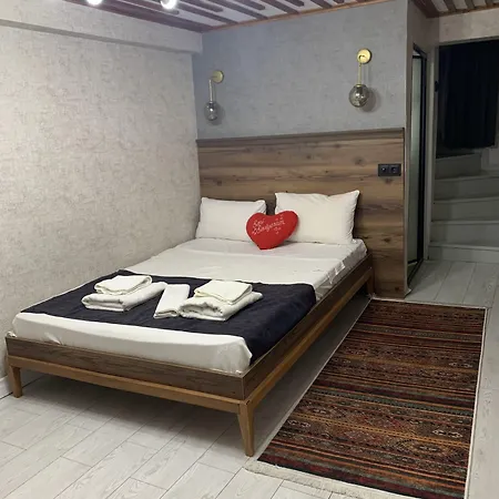 Mansion Valeria Gasthuis 5*